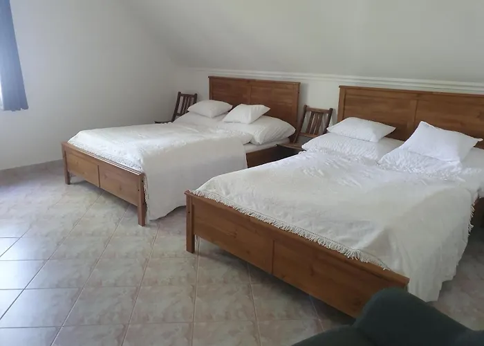Toelgyeserdo Birtok Szallas Es Rendezveny Kaba